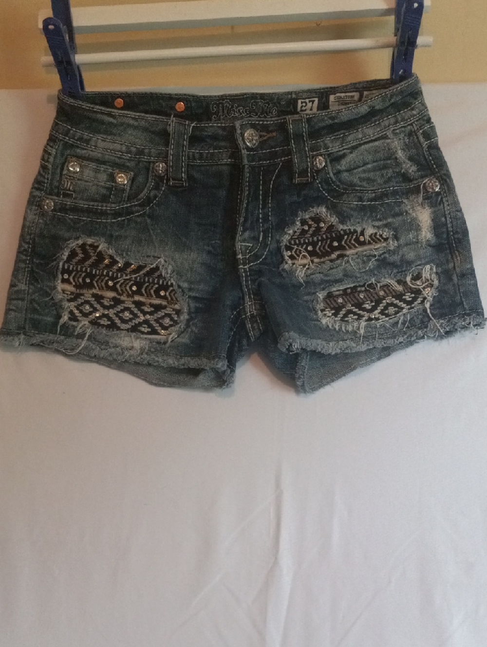 Miss Me Women's Distressed Denim Signature Shorts Sz.27